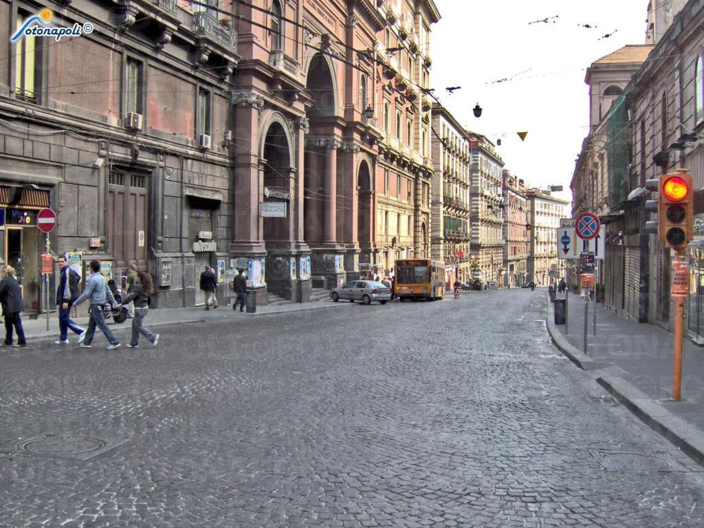 Maison Museo Naples Luaran gambar